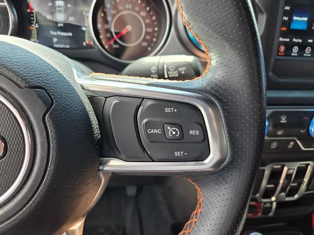 Certified Used 2020 Blue Jeep Mojave image 30
