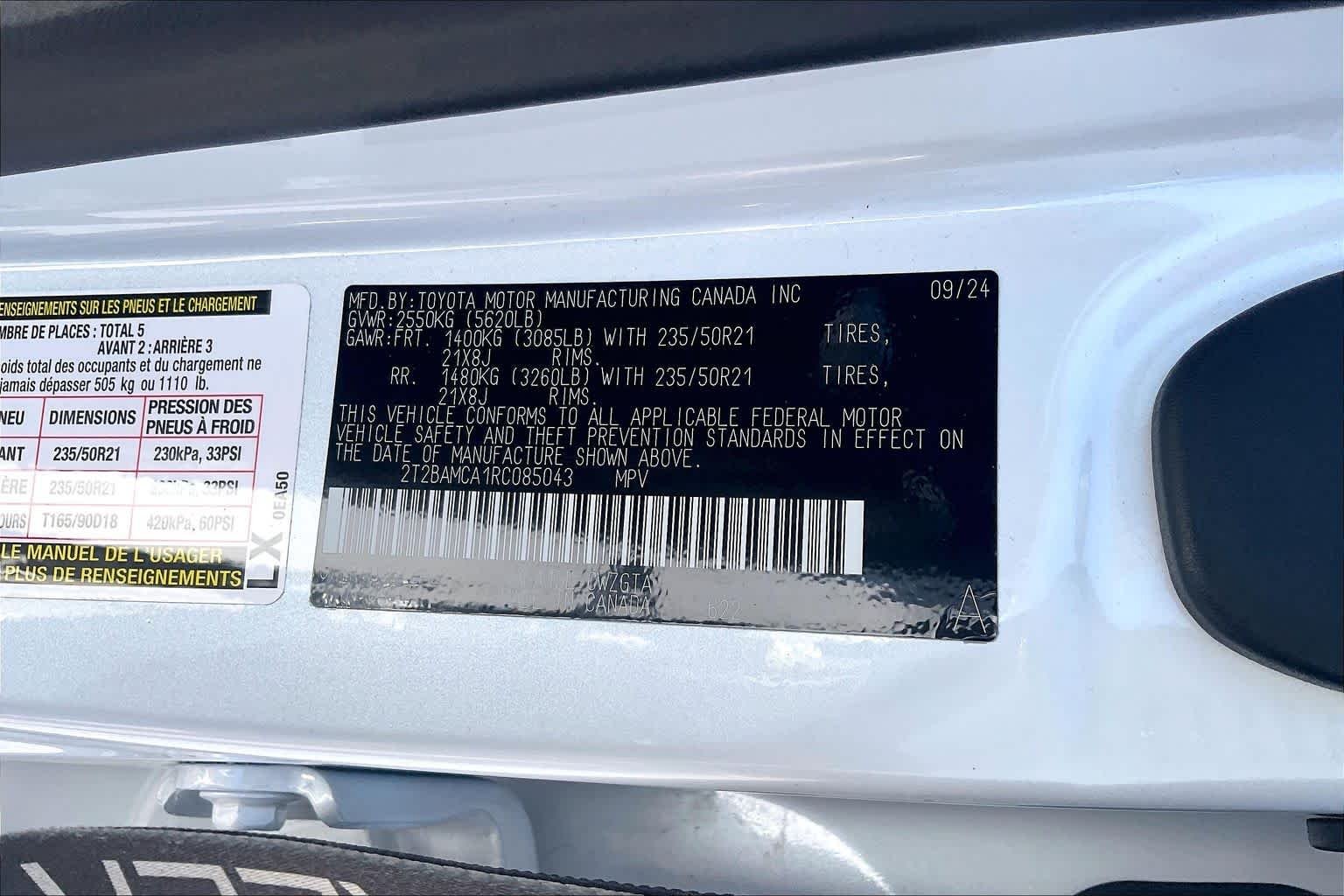 Used 2024 Eminent White Pearl Lexus Premium image 37