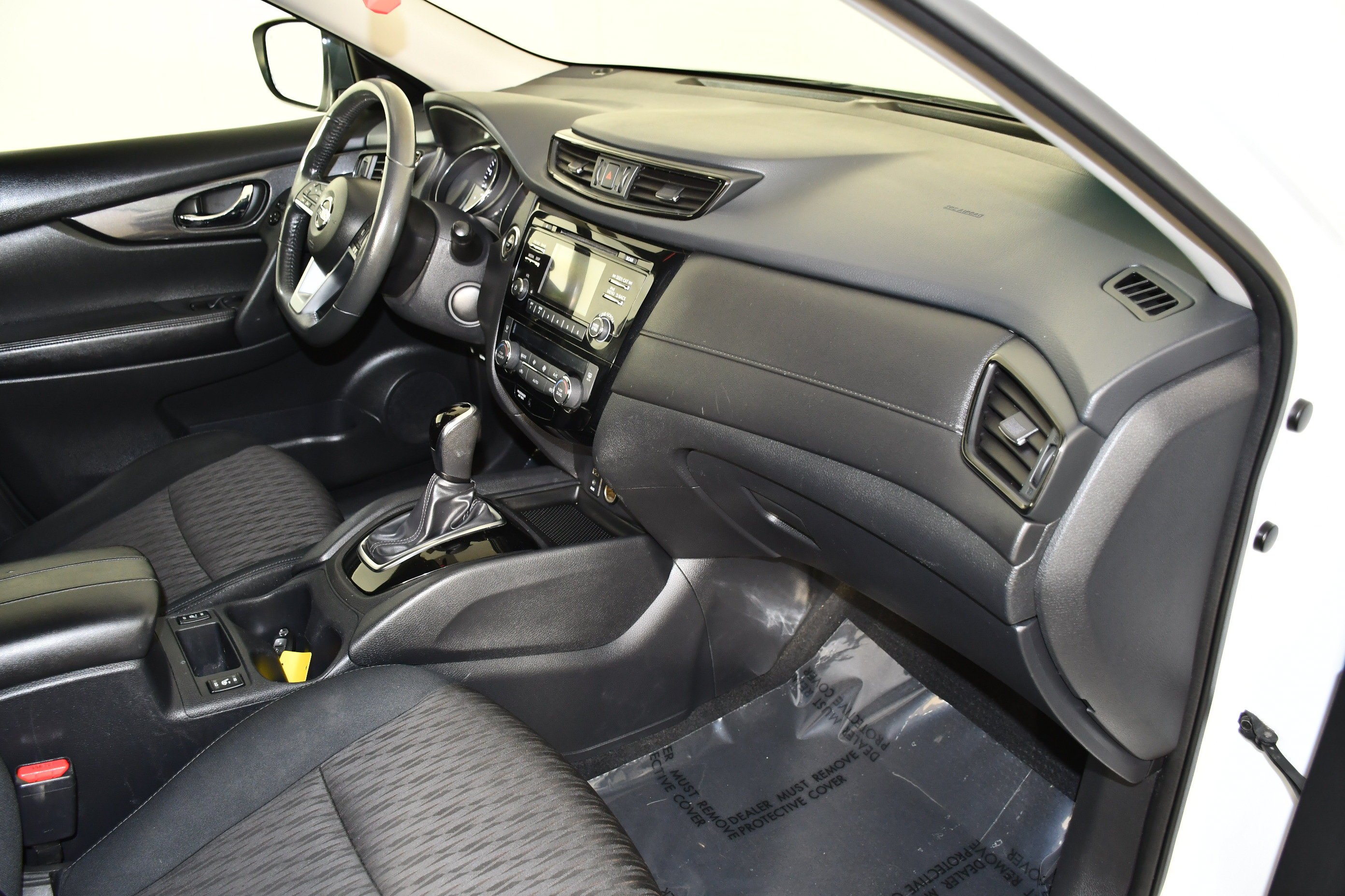 Used 2017 Pearl White Nissan SV image 40