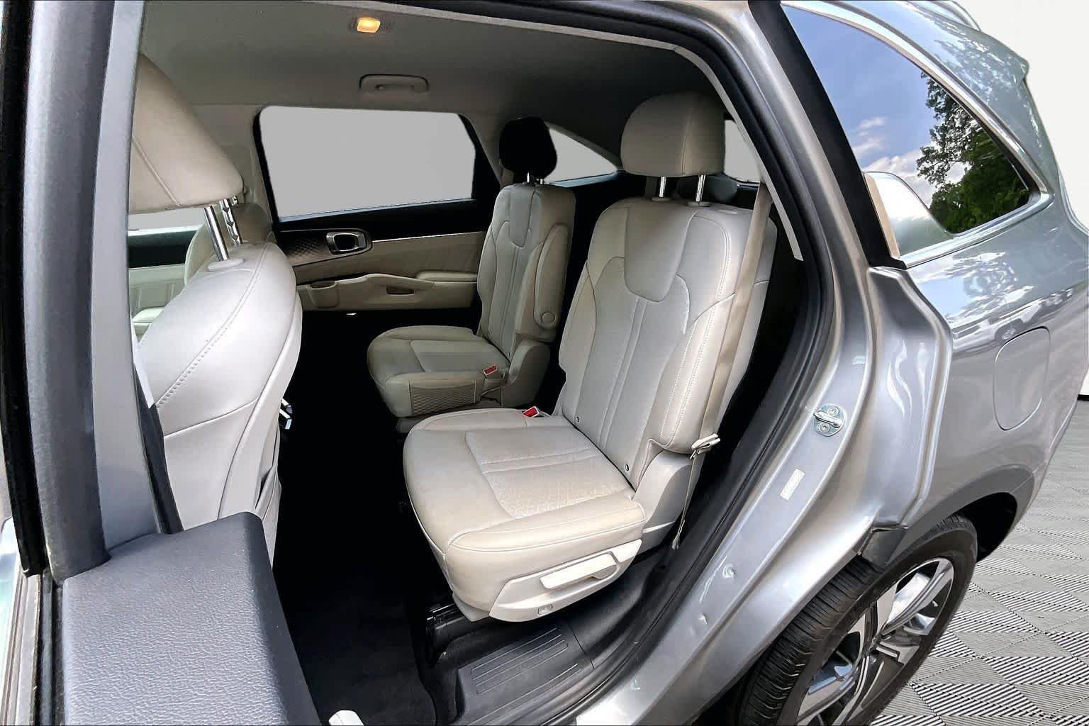 Used 2022 Steel Gray Kia SX Prestige image 21