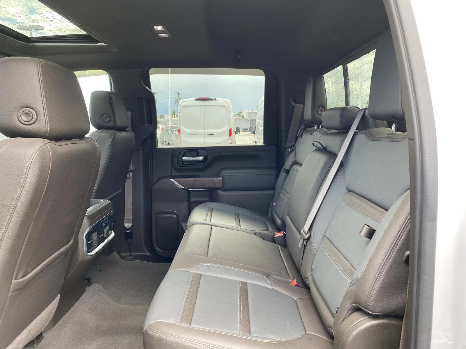 Used 2021 White Frost Tri-Coat GMC Denali image 10