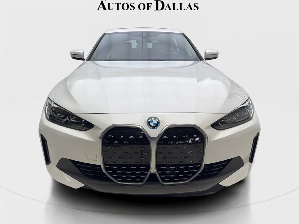 Used 2024 White BMW eDrive35 image 4