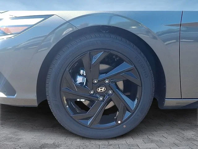 New 2026 Gray Hyundai SEL Sport image 5