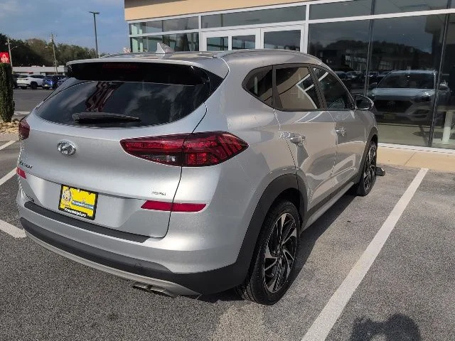 Used 2019 Silver Hyundai Sport image 8