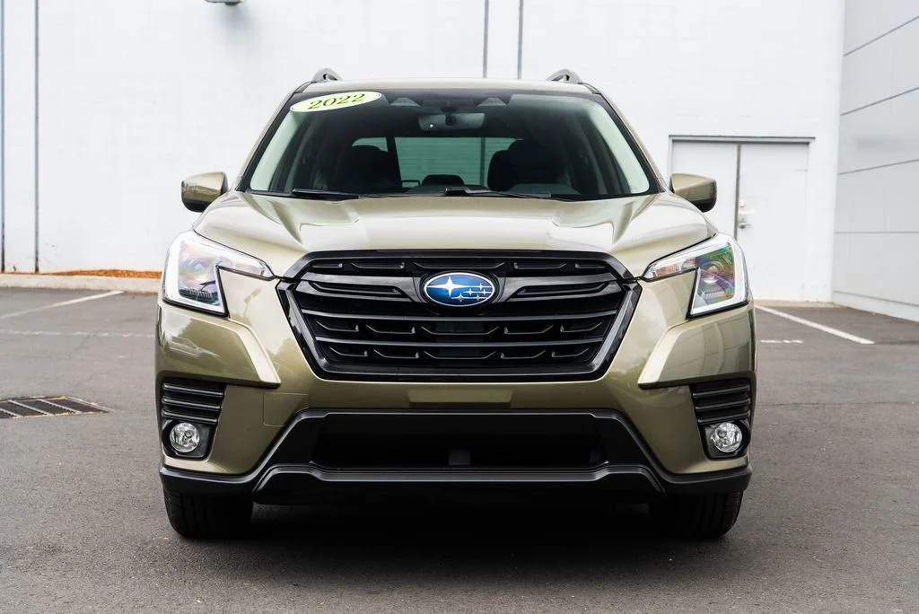 Used 2022 Green Subaru Premium image 2