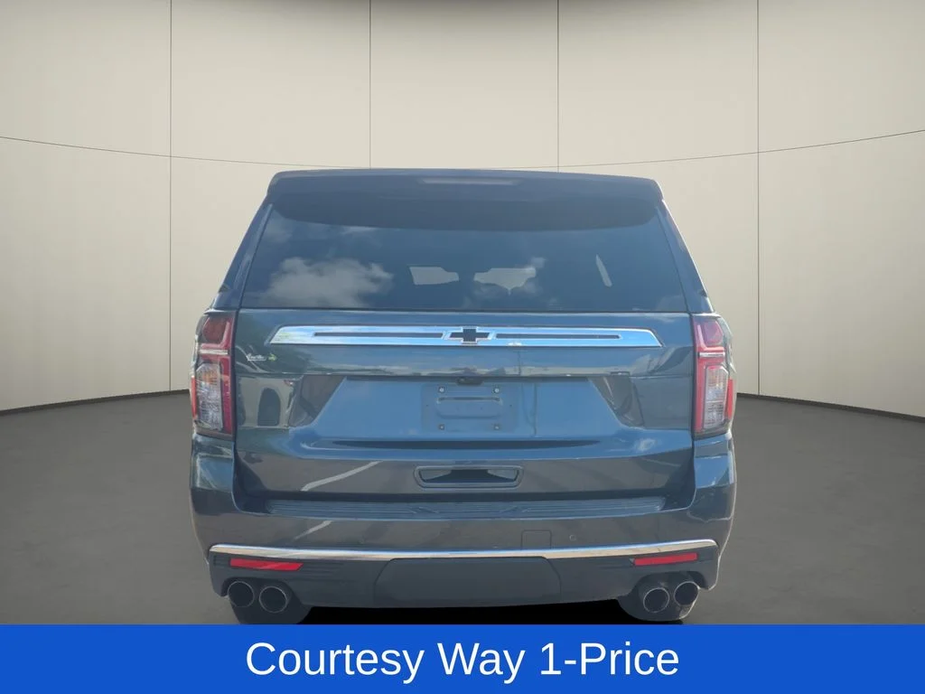 Used 2021 Gray Chevrolet Premier image 8