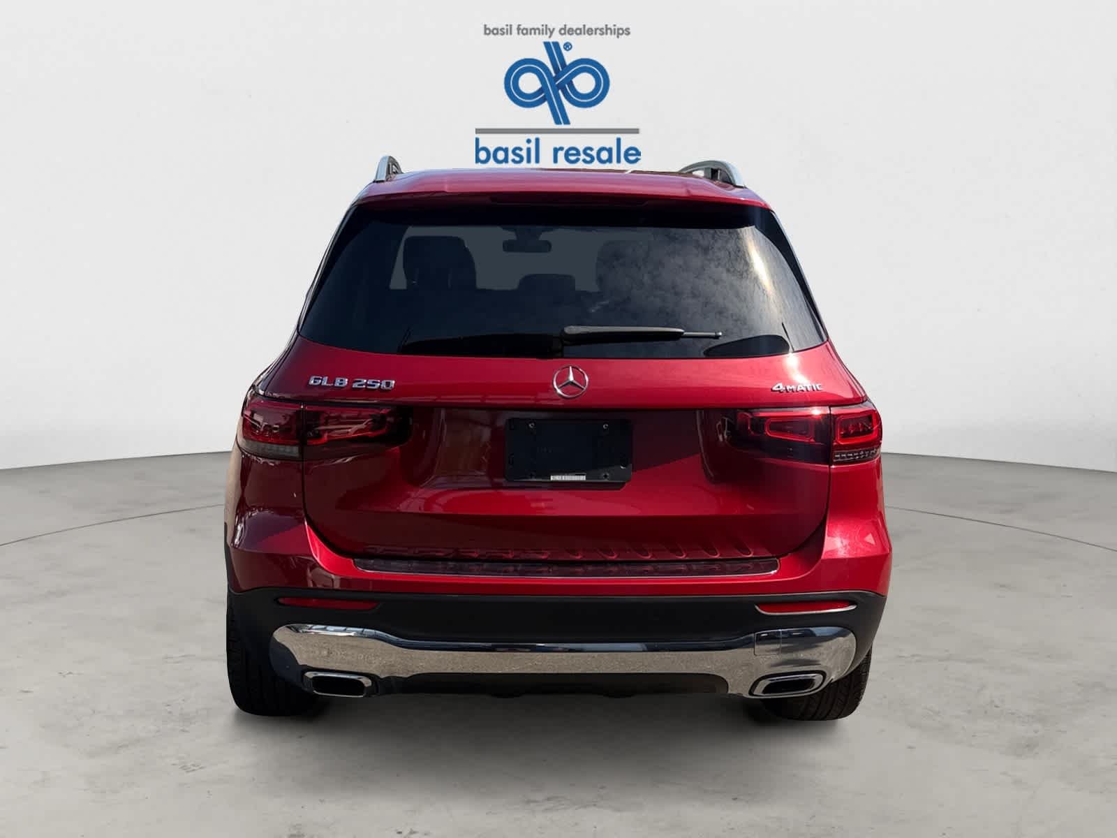 Used 2022 MANUFAKTUR Patagonia Red Metallic Mercedes-Benz GLB 250 image 5