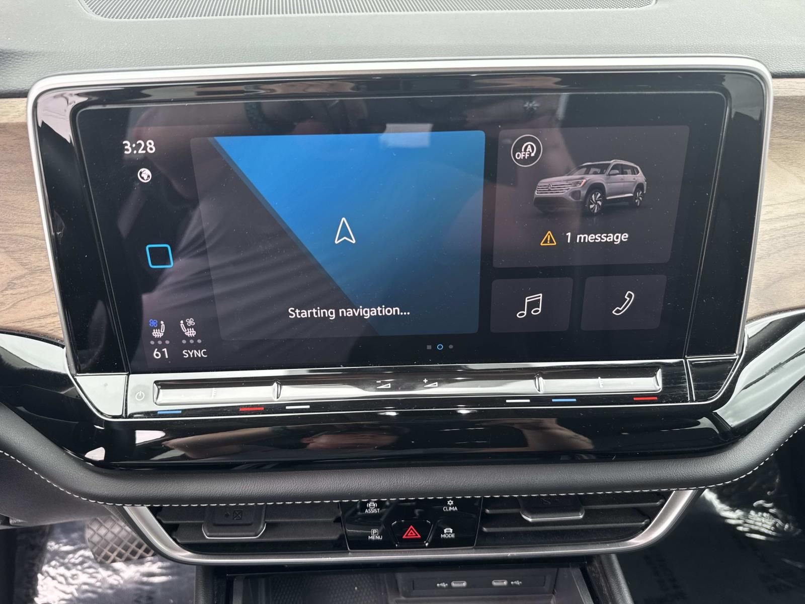 2024 Volkswagen Atlas SE w/Tech - Photo 25