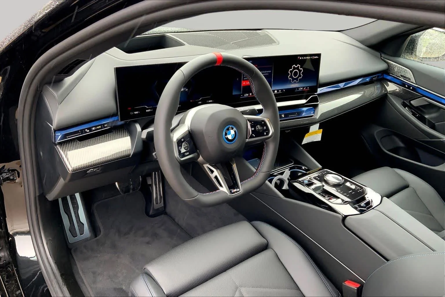 New 2026 Black Sapphire Metallic BMW M60 image 8