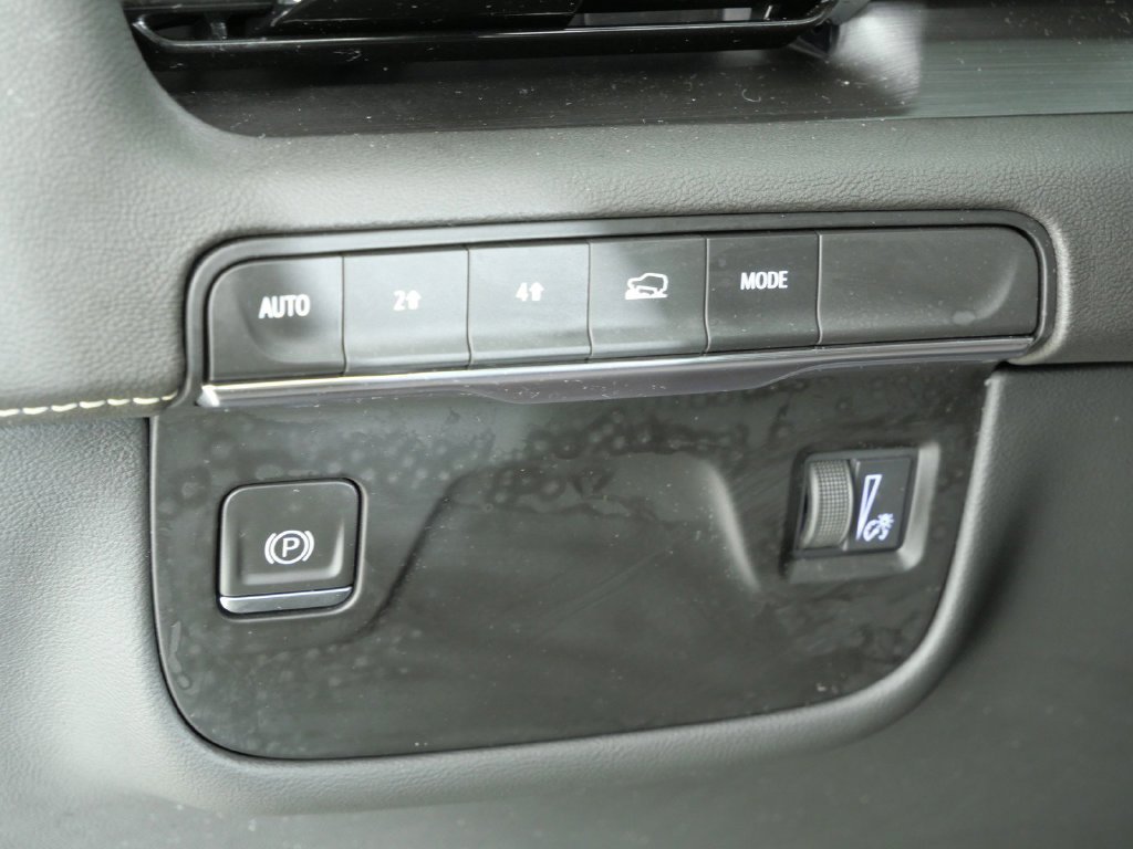 Used 2023 Black Cadillac Premium Luxury image 40