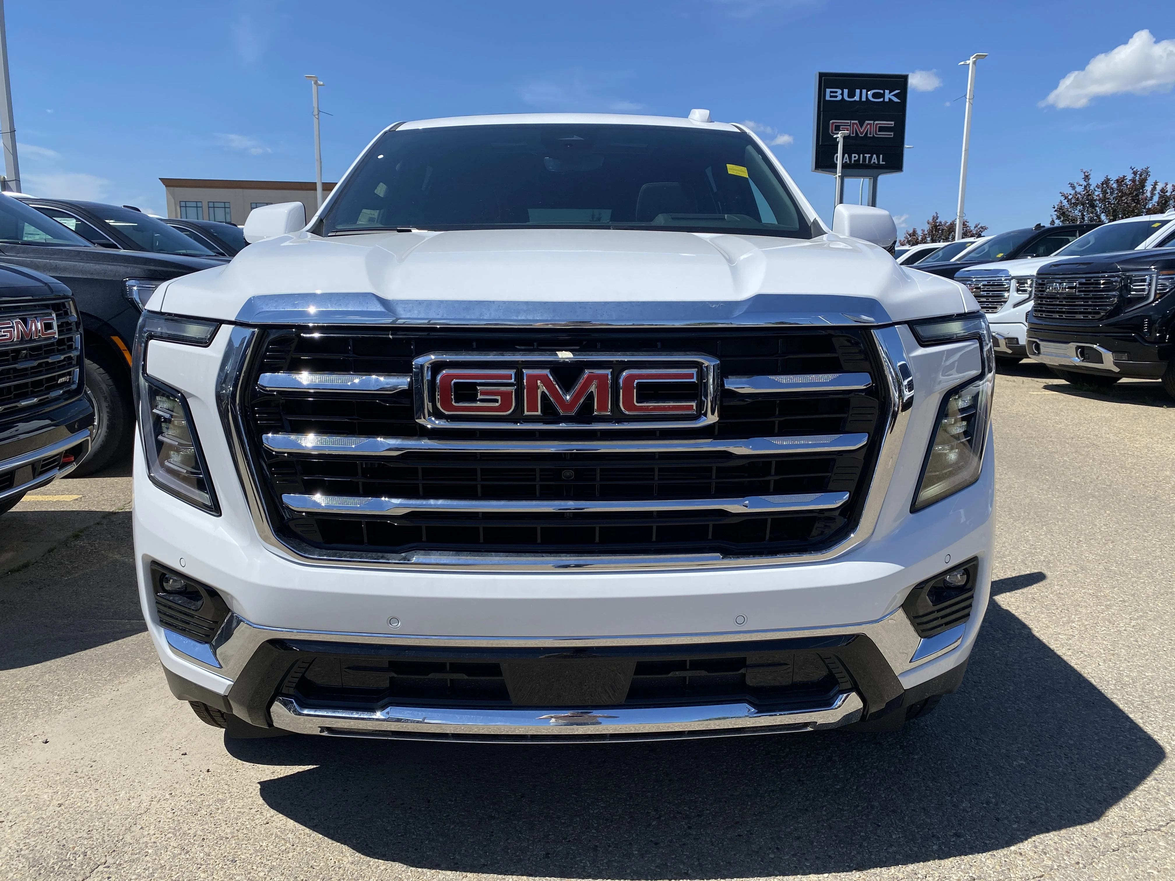 New 2026 Summit White GMC Elevation image 9