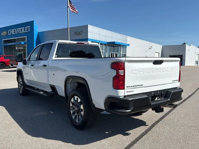 Used 2025 Summit White Chevrolet Custom image 20