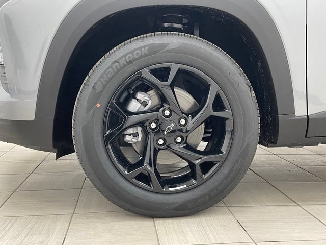 New 2026 Sterling Gray Metallic Chevrolet LT image 7