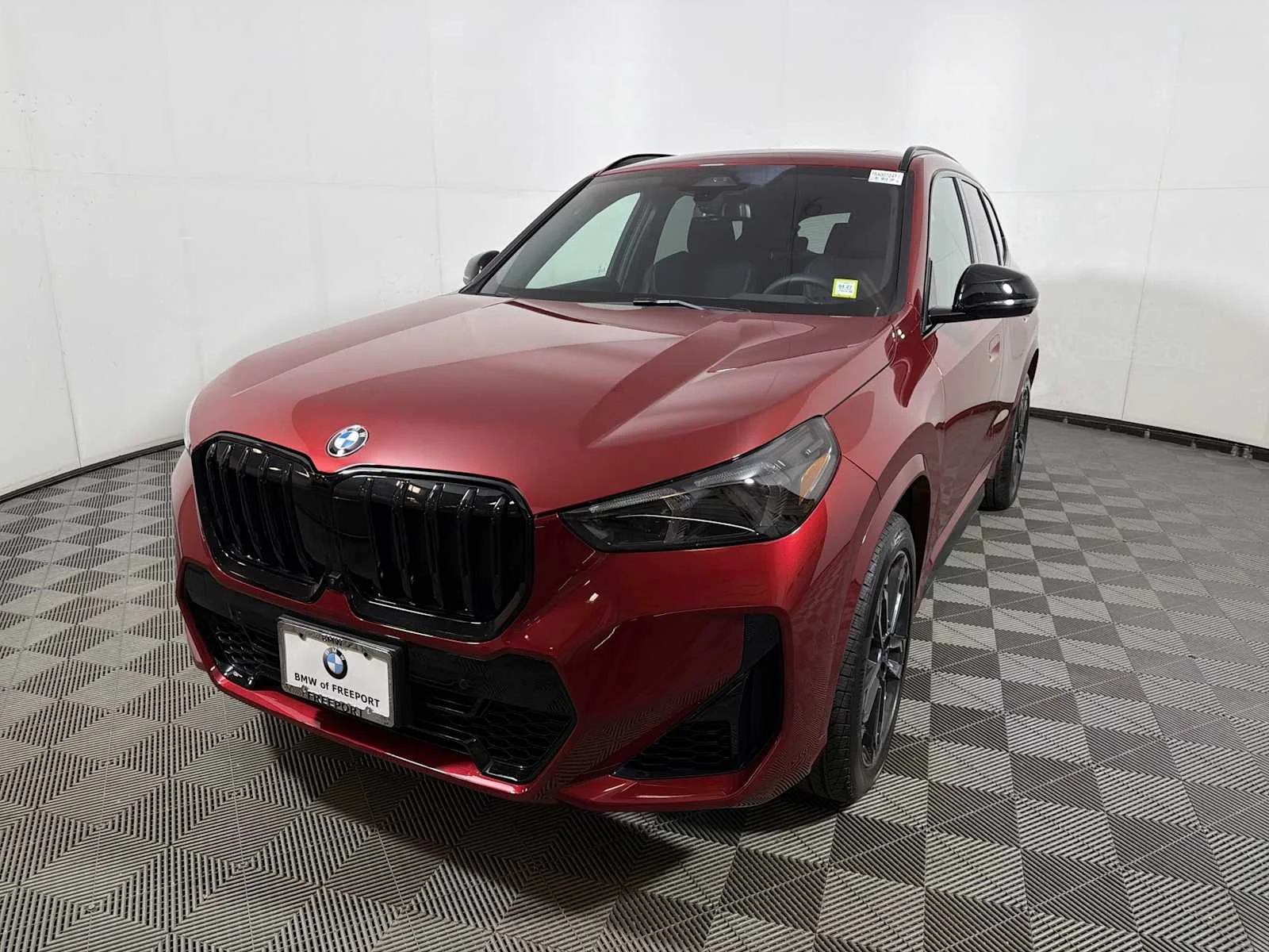 2026 BMW X1 28i - Photo 3