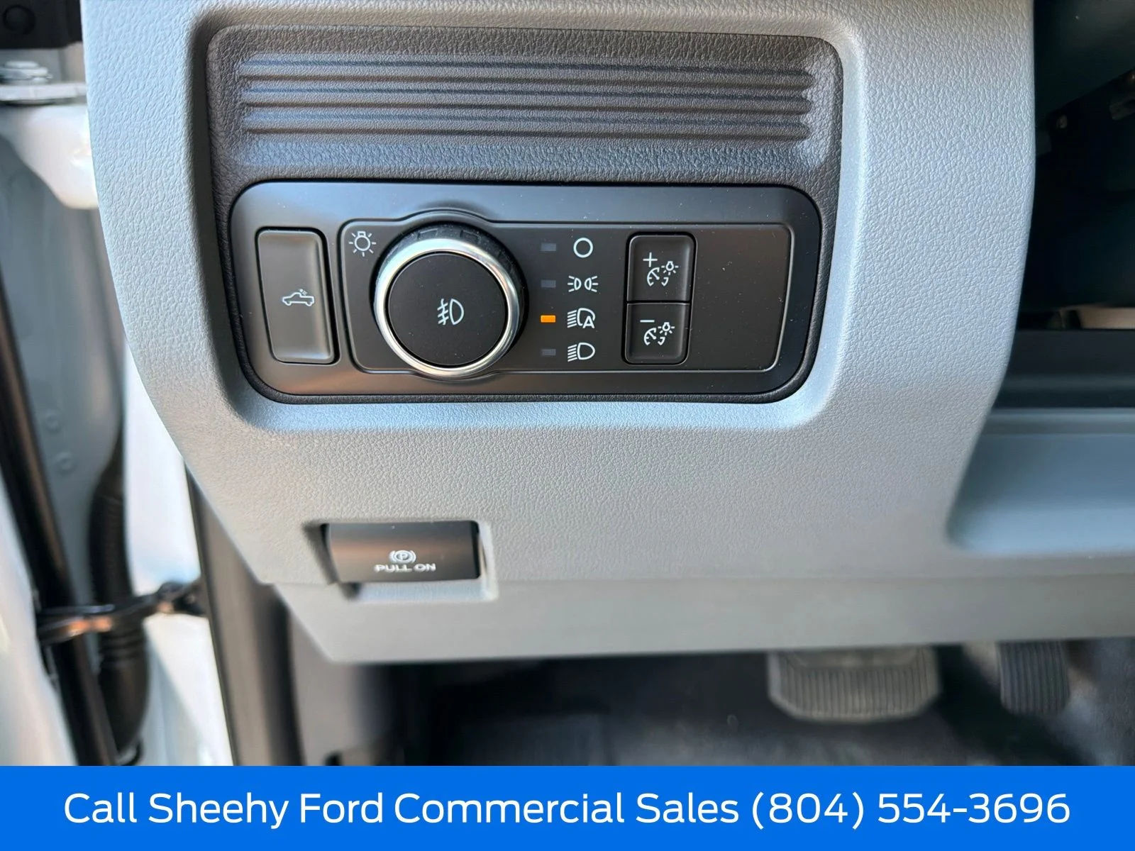 New 2026 Oxford White Ford XL image 18
