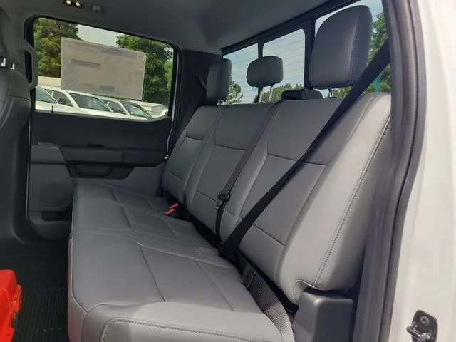 New 2026 Oxford White Ford XL image 14