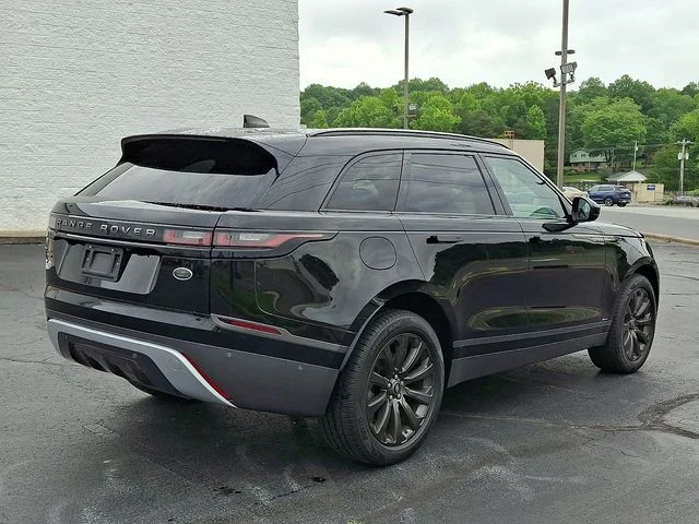 Used 2018  Land Rover SE R-Dynamic image 6
