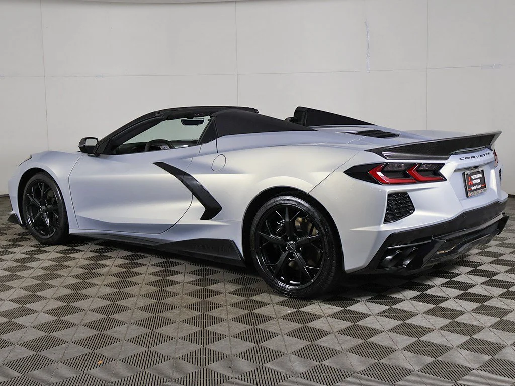 Used 2021 Silver Chevrolet Stingray image 11