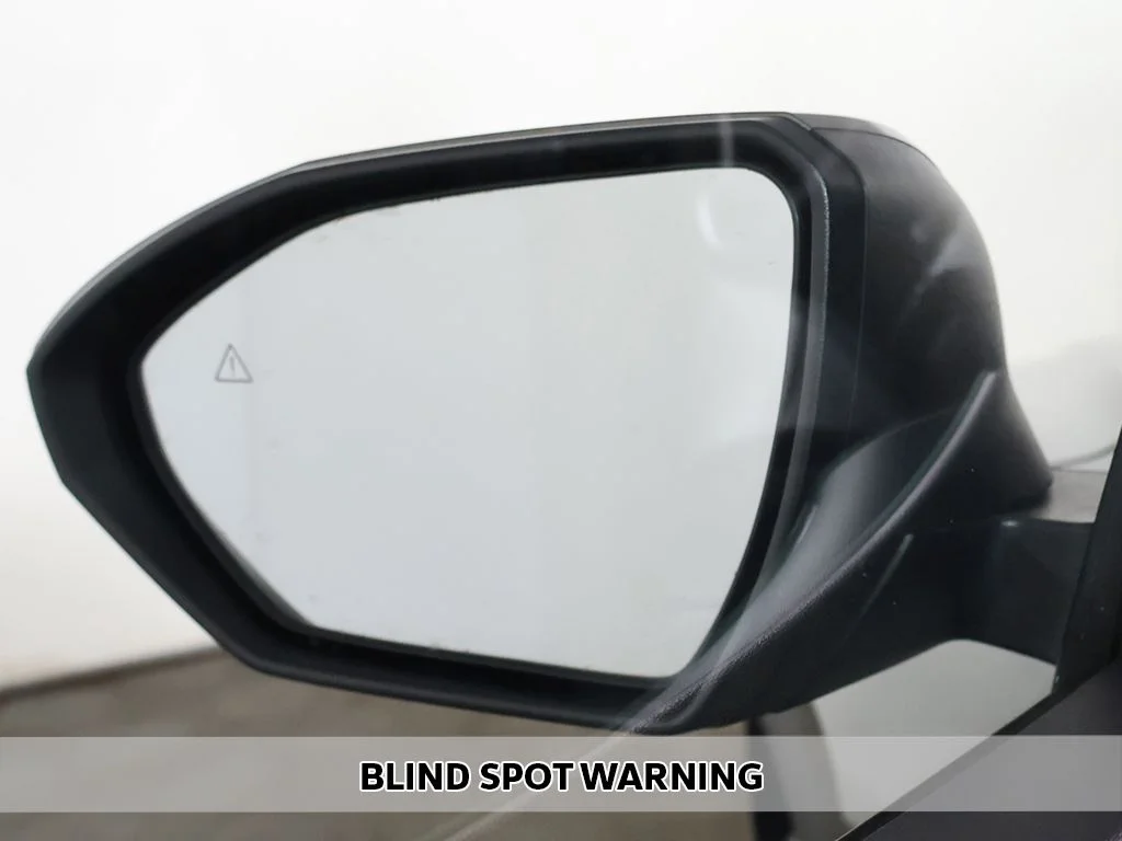 Used 2023 Gray Hyundai SEL image 4