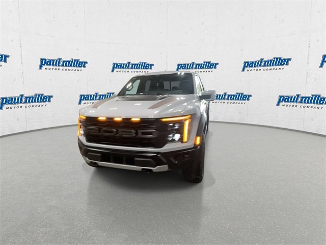 2025 Ford F-150 Raptor photo 4