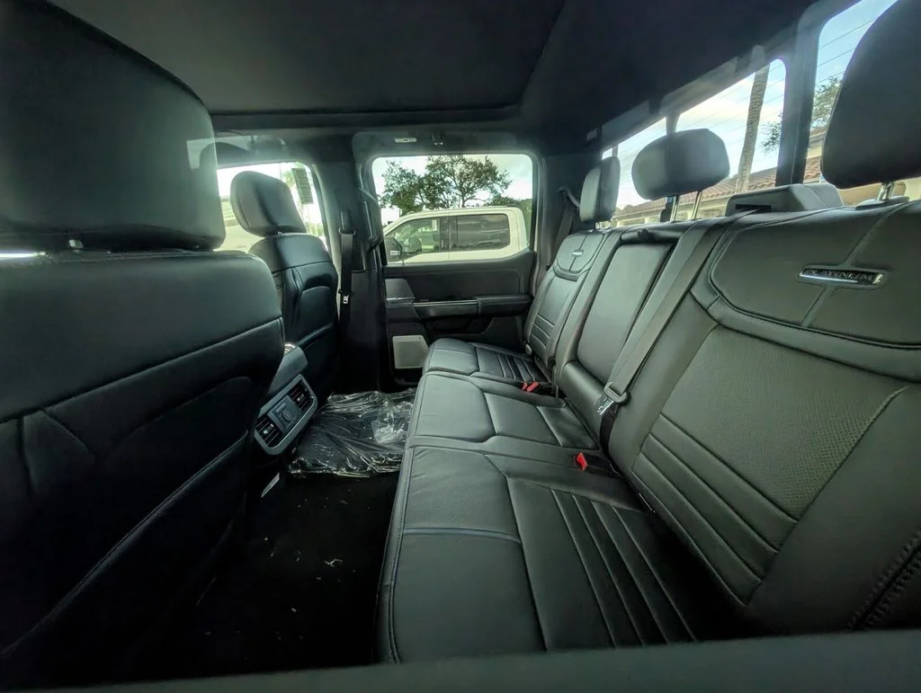 2026 Ford F-250 Super Duty Platinum - Photo 8