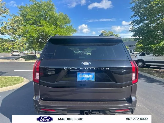 New 2027 Dark Matter Gray Metallic Ford Active image 23