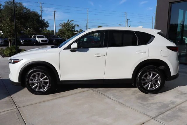 Used 2023 White Metallic Mazda 2.5 S Preferred Package image 7