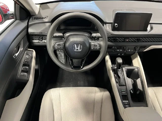 New 2026 Platinum White Pearl Honda LX image 23