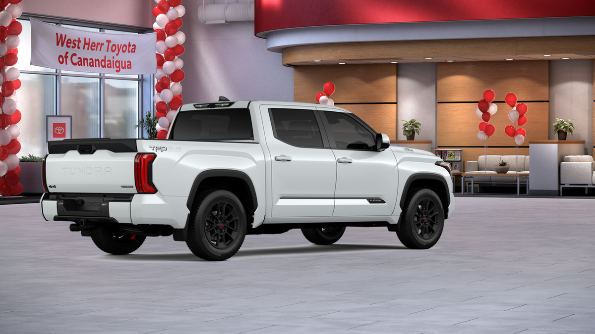 2025 Toyota Tundra Platinum - Photo 18