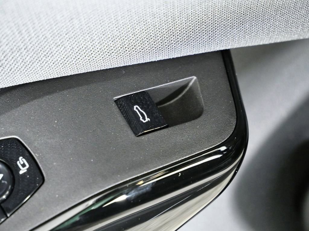 Used 2026 Dune Grey Metallic BMW 30 xDrive image 37