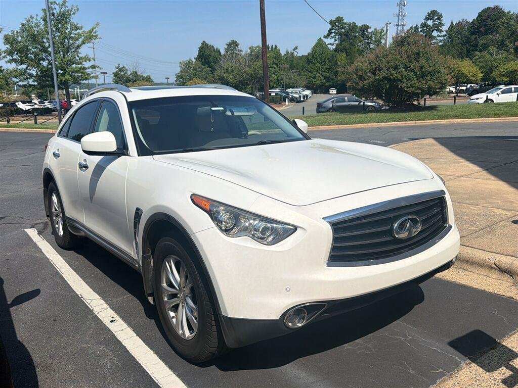 Used 2013 Moonlight White INFINITI Base image 2