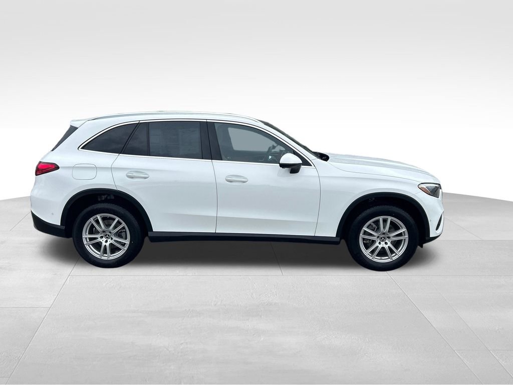 Used 2026 White Mercedes-Benz GLC 300 image 6