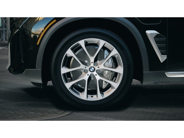 New 2026 Black Sapphire Metallic BMW  image 7