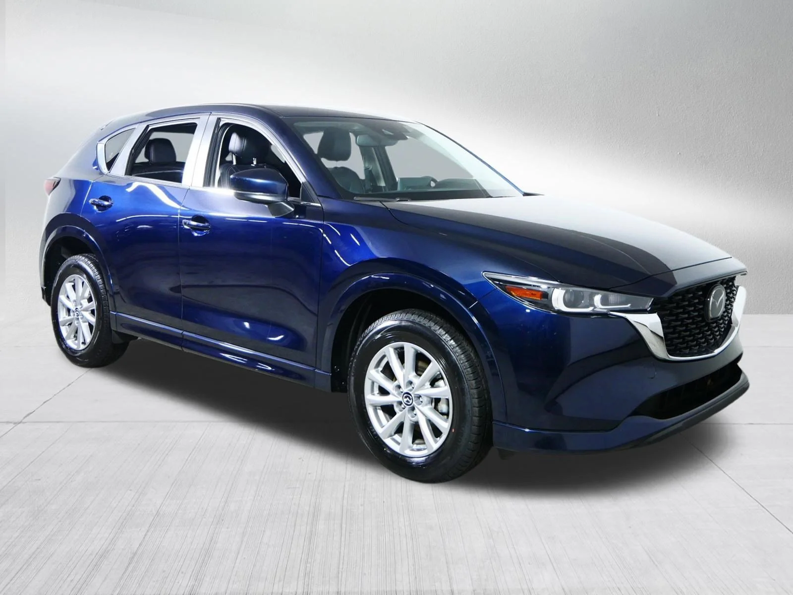 2025 Mazda CX-5 S Preferred package Auto AWD's photo