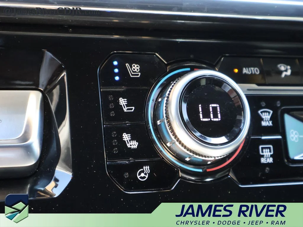Used 2023 Black GMC Denali image 37