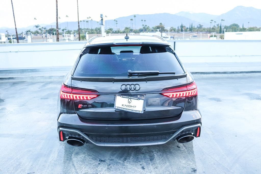 Used 2022 Black Metallic Audi 4.2 image 8
