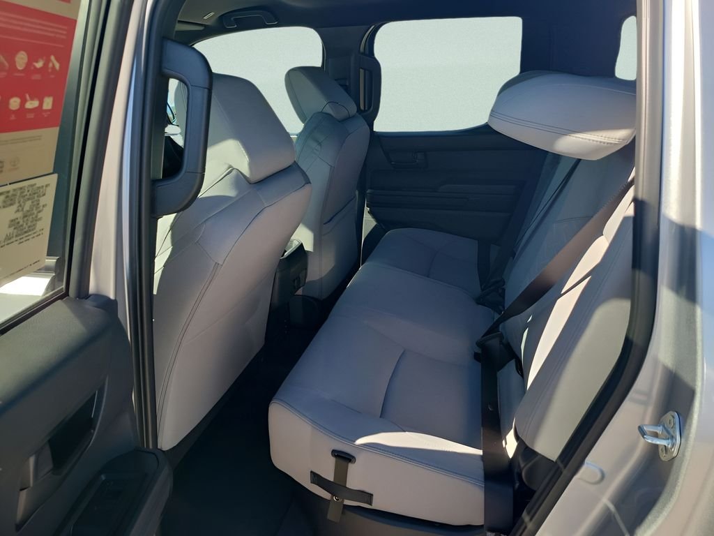 2026 Toyota Tacoma SR5 - Photo 23