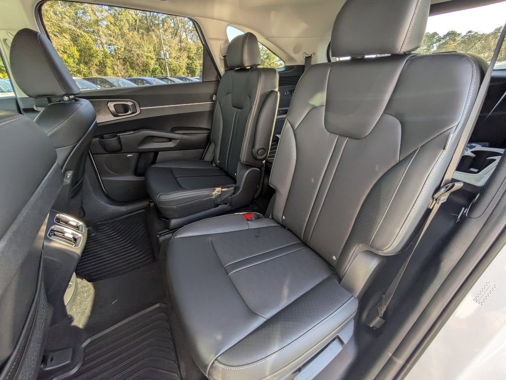 New 2026 Glacial White Pearl Kia X-Line EX AWD image 15