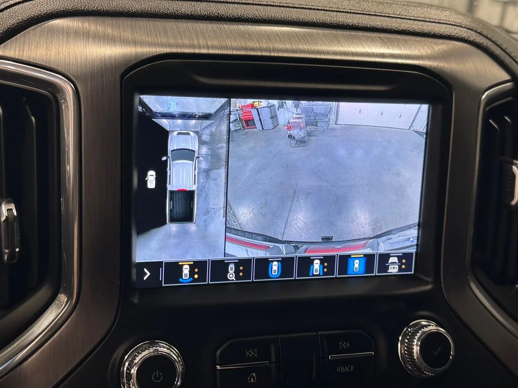 Used 2020 Black GMC Denali image 23