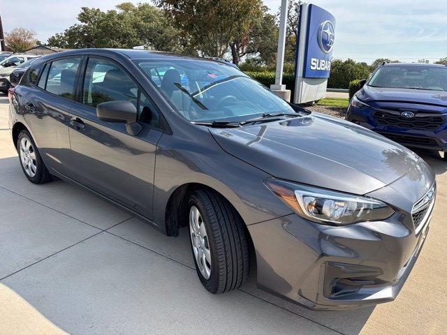 Used 2018  Subaru 2.0i image 1
