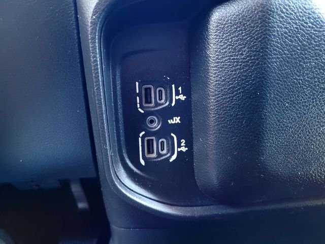 Used 2019 Blue Ram Laramie image 20
