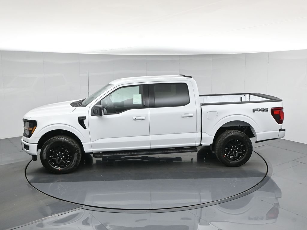 New 2026 Oxford White Ford XLT image 47