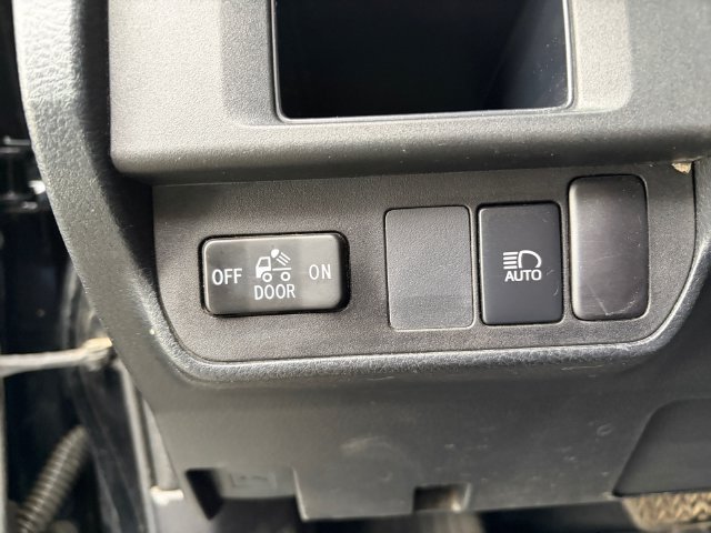 Used 2019 Black Toyota SR5 image 24