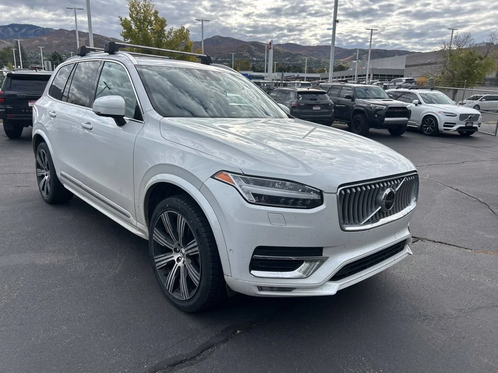 2022 Volvo XC90