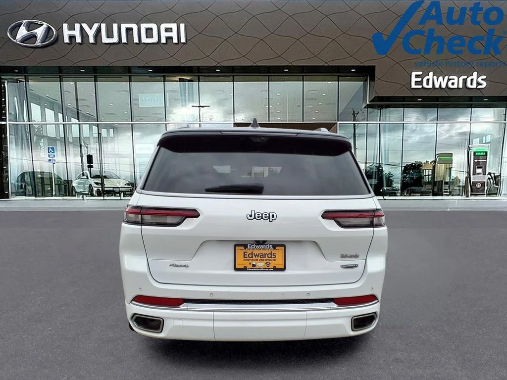 Used 2023 White/off-white Jeep Summit image 5