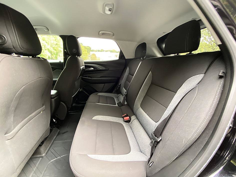 Used 2022 Mosaic Black Metallic Chevrolet LT image 12