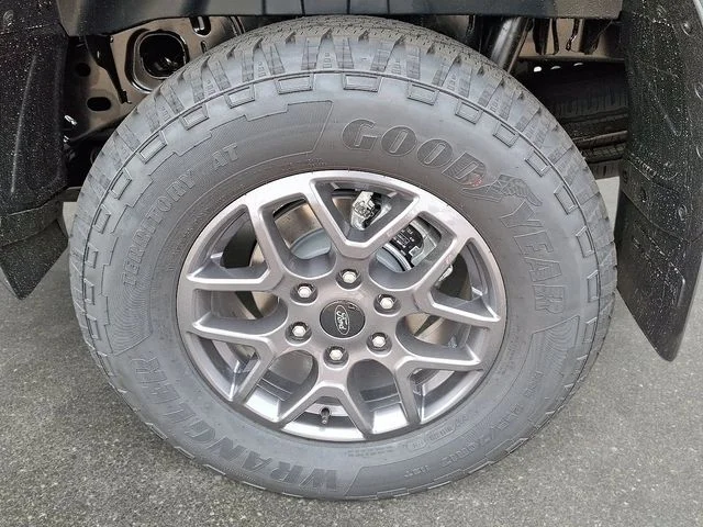 New 2026 Gray Ford XLT image 6