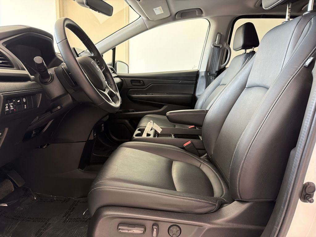 Used 2024  Honda EX-L image 14