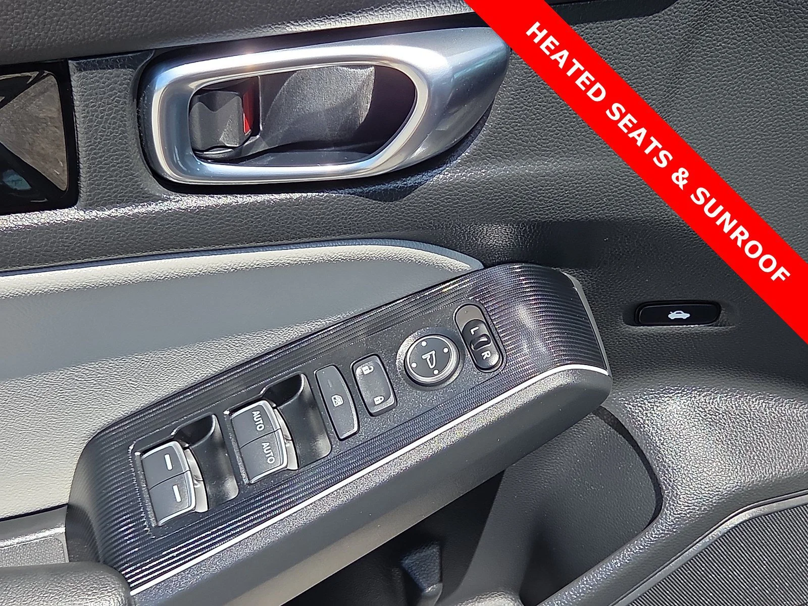 Used 2025 Blue Lagoon Pearl Honda Sport Touring image 13