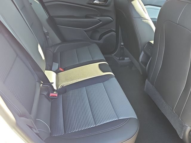 New 2026 Summit White Chevrolet LT image 30